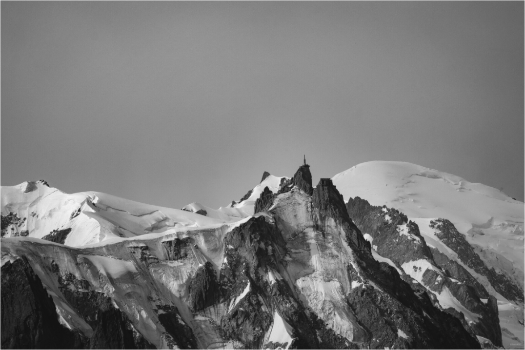 Main image L'aiguille dans le blanc
