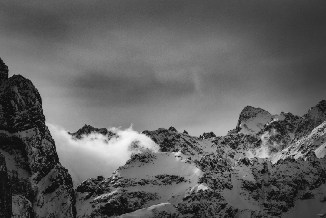 Main image Volcanique